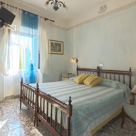 Guest house Alisa *